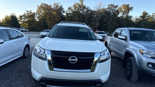 2024 Nissan Pathfinder sl