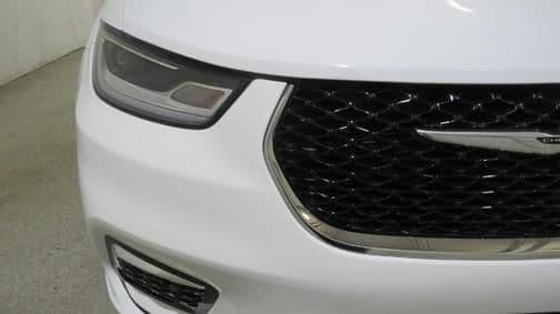 2021 chrysler pacifica touring-l in brunswick, ohio