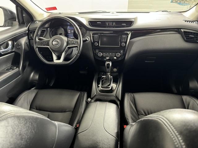 2021 nissan rogue sport sl
