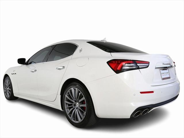 2022 maserati ghibli gt