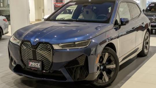 2025 BMW iX