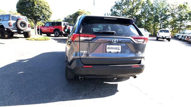 2022 toyota rav4 hybrid le