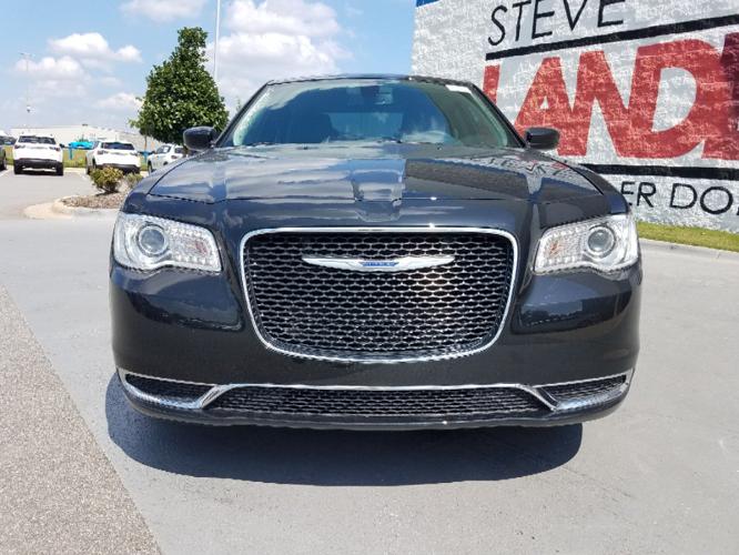 new 2019 chrysler 300 touring little rock, ar 72210 for sale in little rock, arkansas