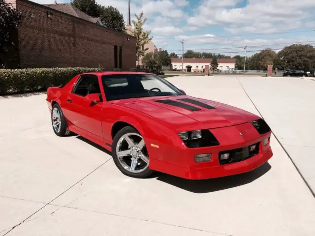1990 chevrolet camaro iroc z/28 - 49k miles - new chrome 18" wheels - 4 wheel di