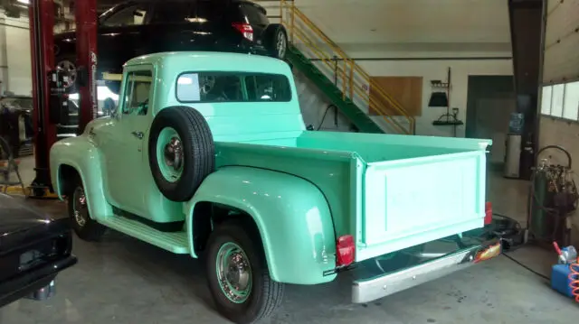 1956 ford f100 v8 - professionally restored - clear title