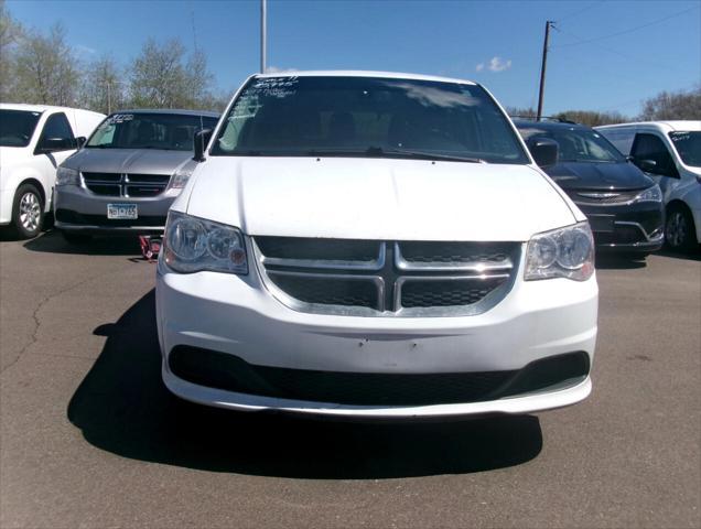 2017 dodge grand caravan se