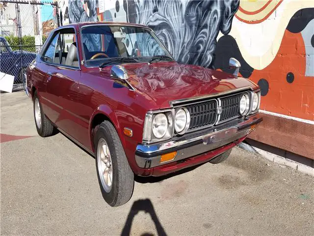 1974 toyota corona 2000gt 2000gt 32,000 miles burgundy coupe 2.0l dohc 18-rg man