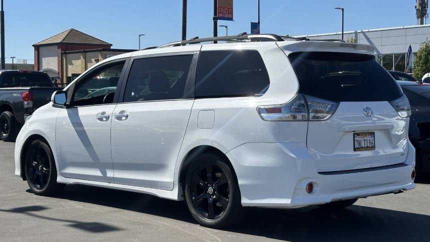 2015 toyota sienna