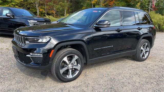 2023 jeep grand cherokee 4xe base