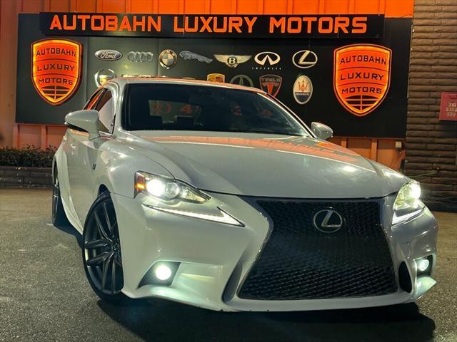 2016 lexus is 200t base