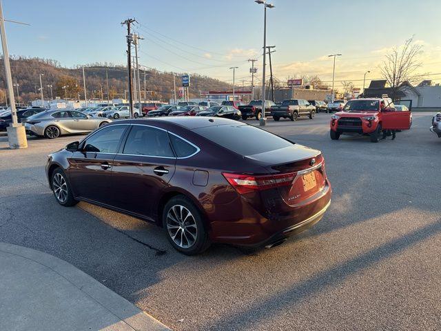 2018 toyota avalon