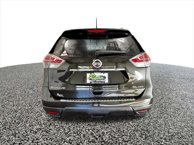 2016 nissan rogue sl