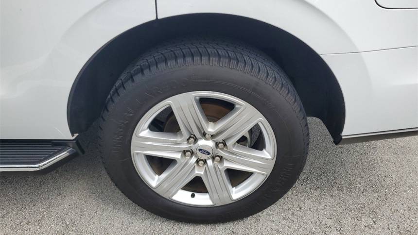 2020 ford expedition xlt
