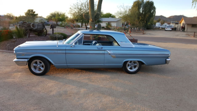 ford fairlane sports coupe