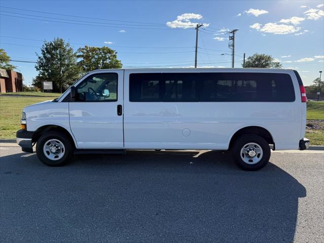 2020 chevrolet express 3500 rwd 3500 extended wheelbase lt