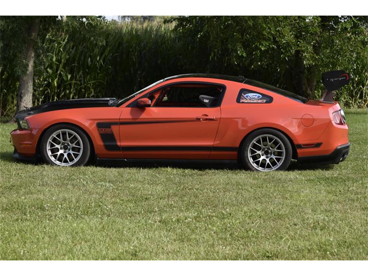 2012 ford mustang