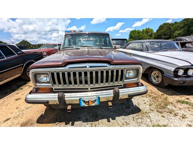1983 jeep cherokee in gray court, south carolina