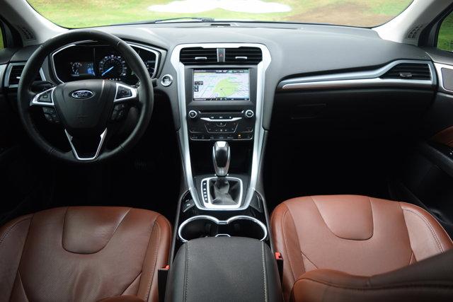 2015 ford fusion se