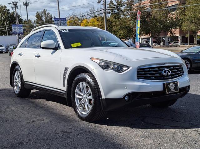 2010 infiniti fx35 base