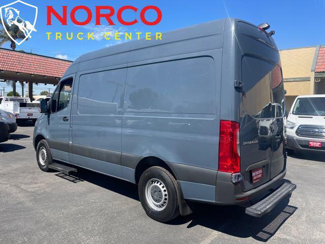 2019 mercedes-benz sprinter 2500 standard roof