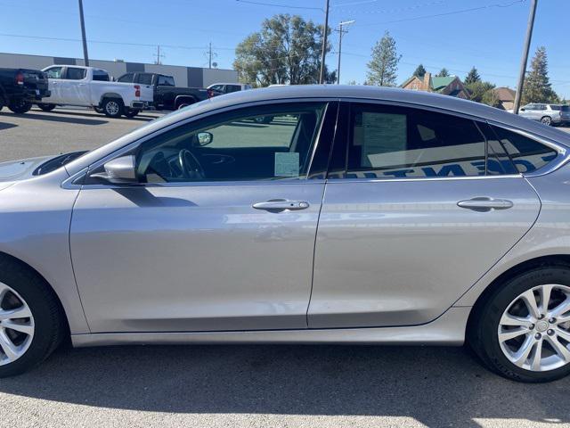 2016 chrysler 200 limited