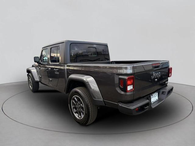 2023 jeep gladiator overland