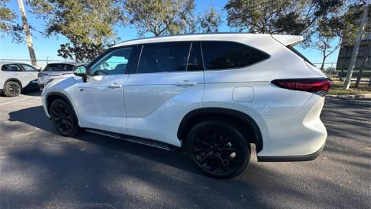 2021 Toyota Highlander