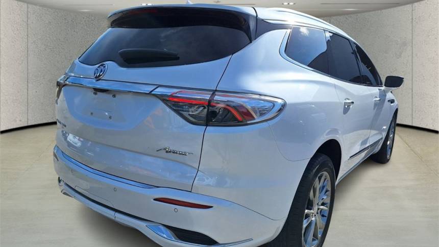 2022 buick enclave avenir