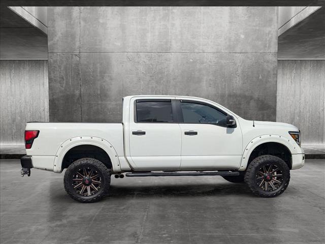 2020 nissan titan pro-4x