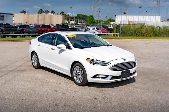 2017 ford fusion se