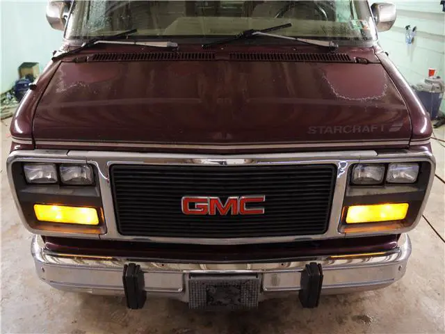 no reserve...starcraft conversion van...low miles