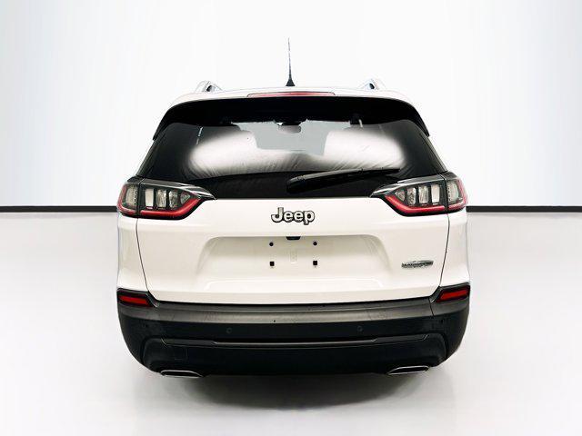 2021 jeep cherokee latitude lux