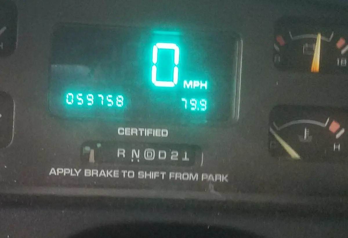 94 caprice police 9c1 lt1 59k actual miles, new trans, rust-free arizona cop car
