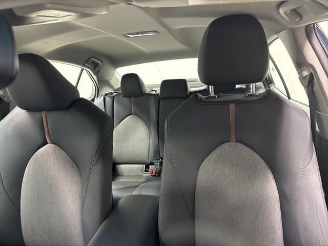 2018 toyota camry le