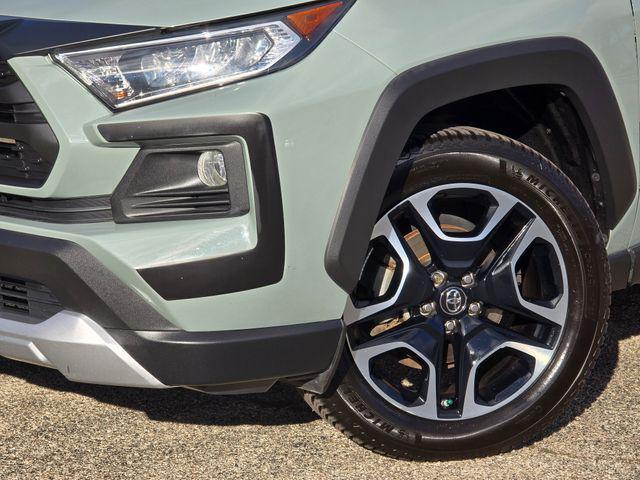2019 toyota rav4 adventure