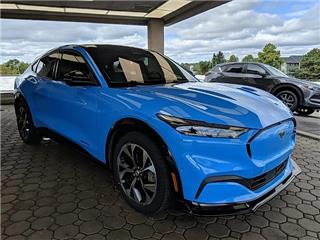 2022 Ford Mustang Mach-E premium