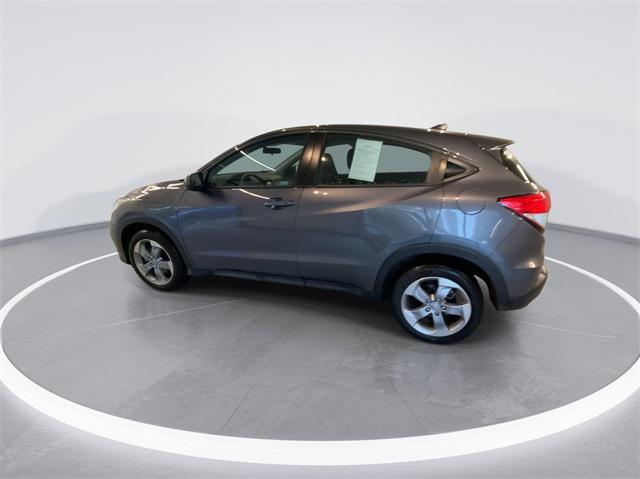 2022 honda hr-v lx