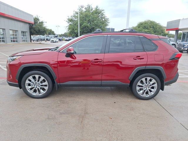 2024 toyota rav4 xle premium