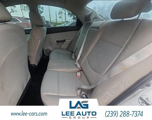 2012 kia forte lx