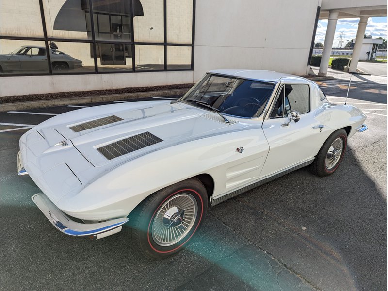 1963 chevrolet corvette stingray