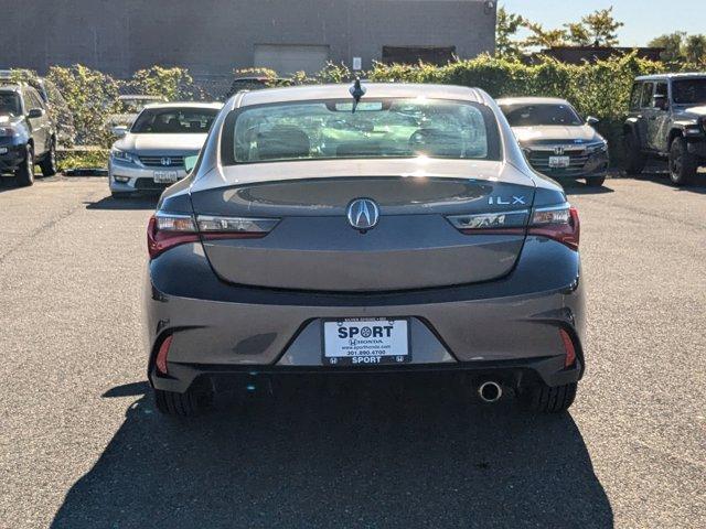 2021 acura ilx base