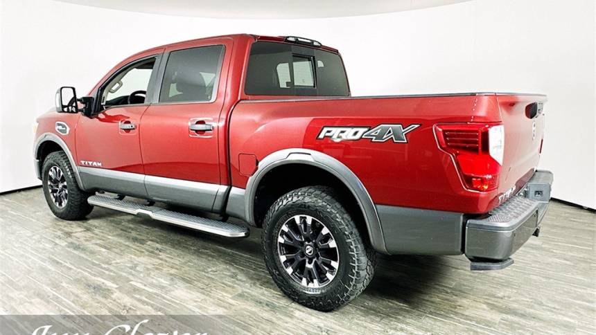 2017 nissan titan pro-4x