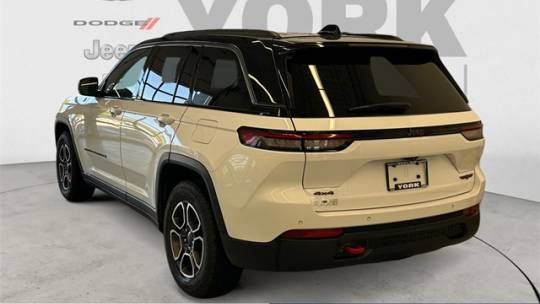 2022 Jeep Grand Cherokee
