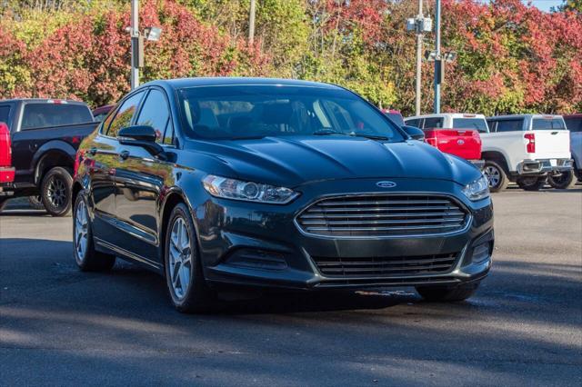 2015 ford fusion se