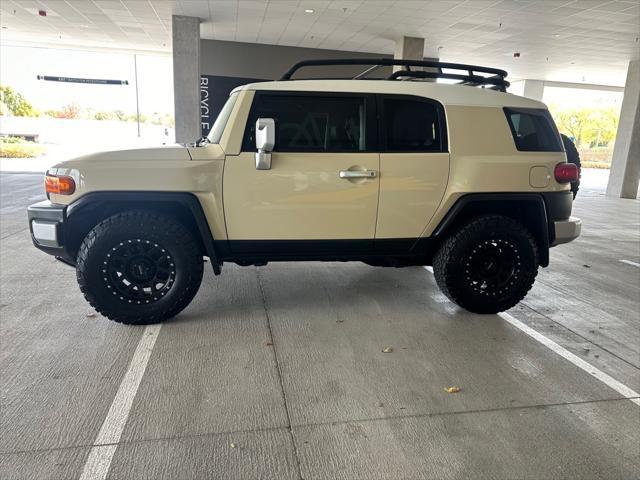 2008 toyota fj cruiser base