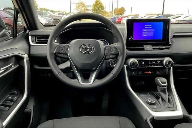 2024 toyota rav4 hybrid se