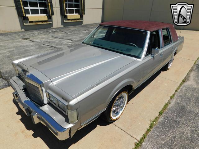 1988 lincoln town car