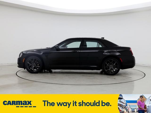 2023 chrysler 300 s