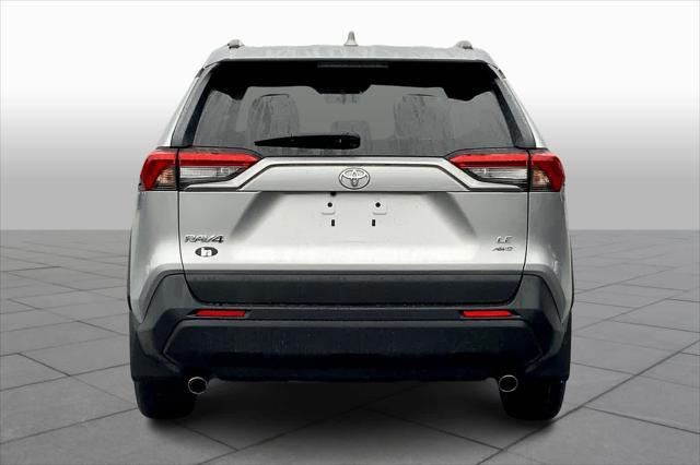 2021 toyota rav4 le