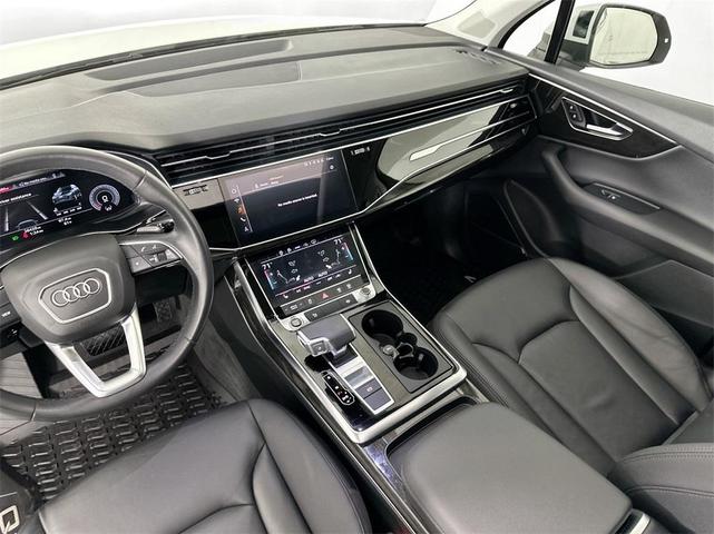 2022 audi q7 45 premium plus